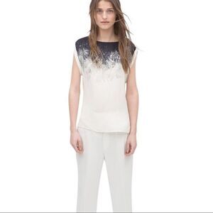 ✨Zara White&Blue Print Sleeveless Shirt Blouse✨